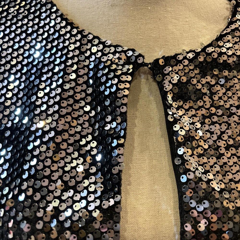 Park & Main Size Small Black/Silver Metallic Sequin Lined Cropped Formal Jacket